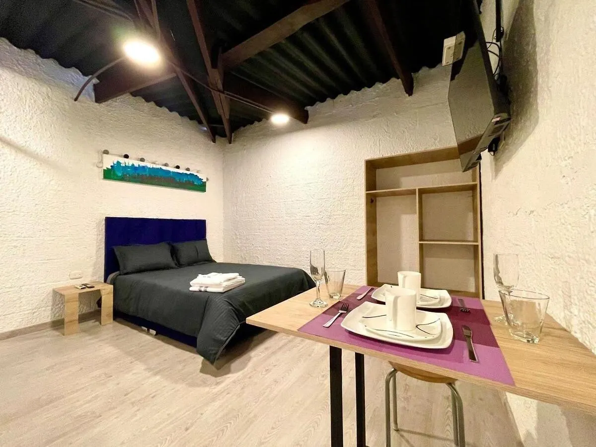 Super Apartamento Central En Casa Colonial Bogota