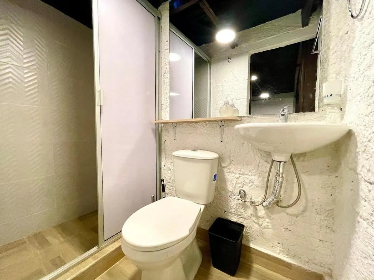 Super Apartamento Central En Casa Colonial Bogota